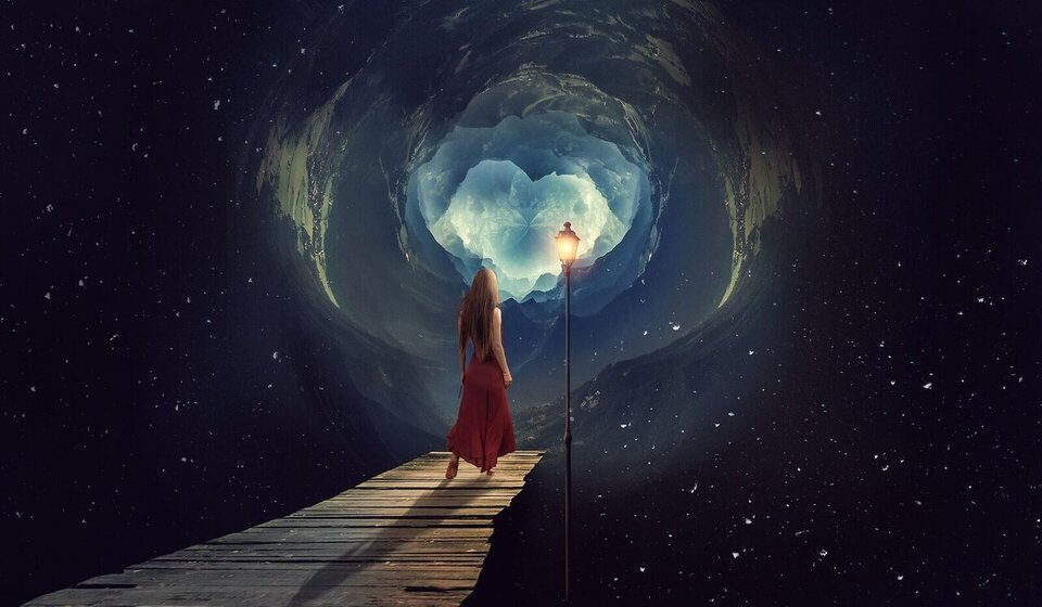 Dream interpretation psychic reading by phone - live reader 24/7