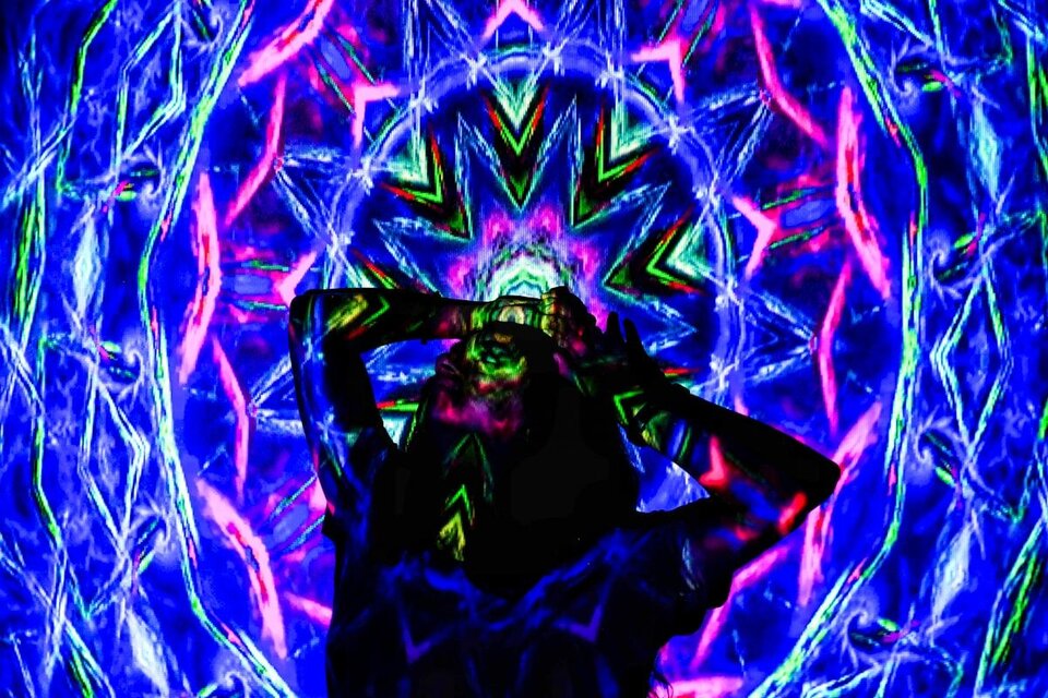 Intuitive psychic reading by phone - deep personal insight 24/7